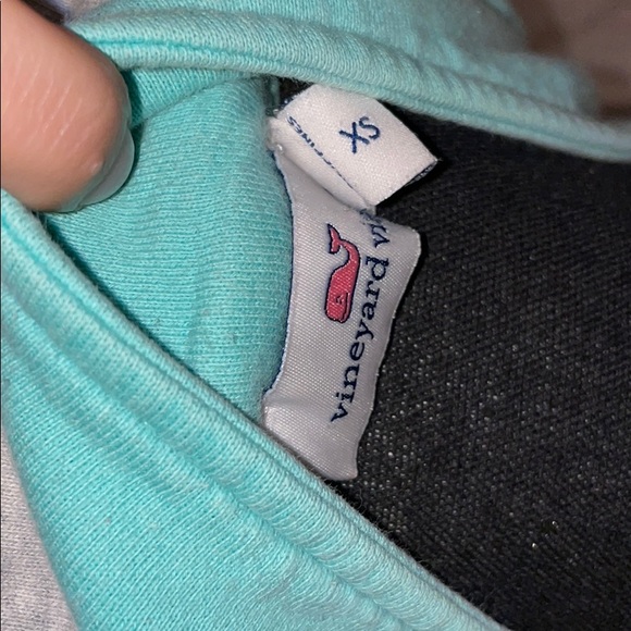 VINEYARD VINES teal sweatshirt - Picture 8 of 8